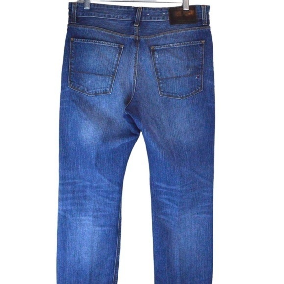 Tommy Men’s Mercer Straight Fit Jeans, Medium Wash - Size 34/30 - Picture 9 of 14